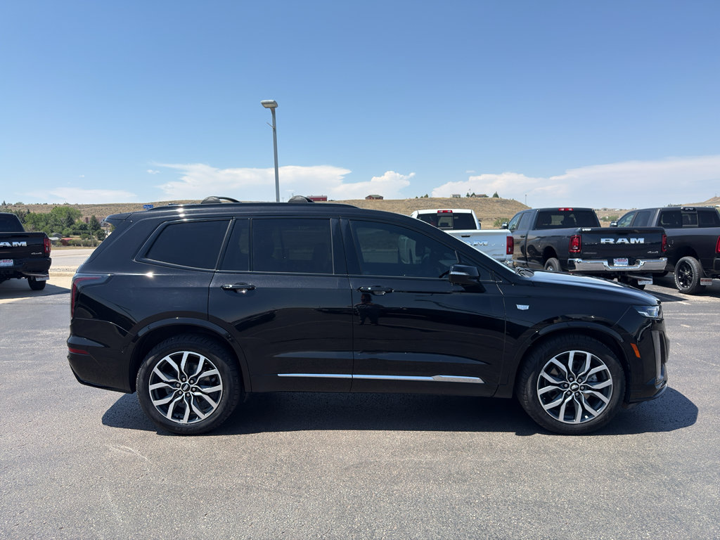 Used 2021 Cadillac XT6 Sport AWD/4WD image 23