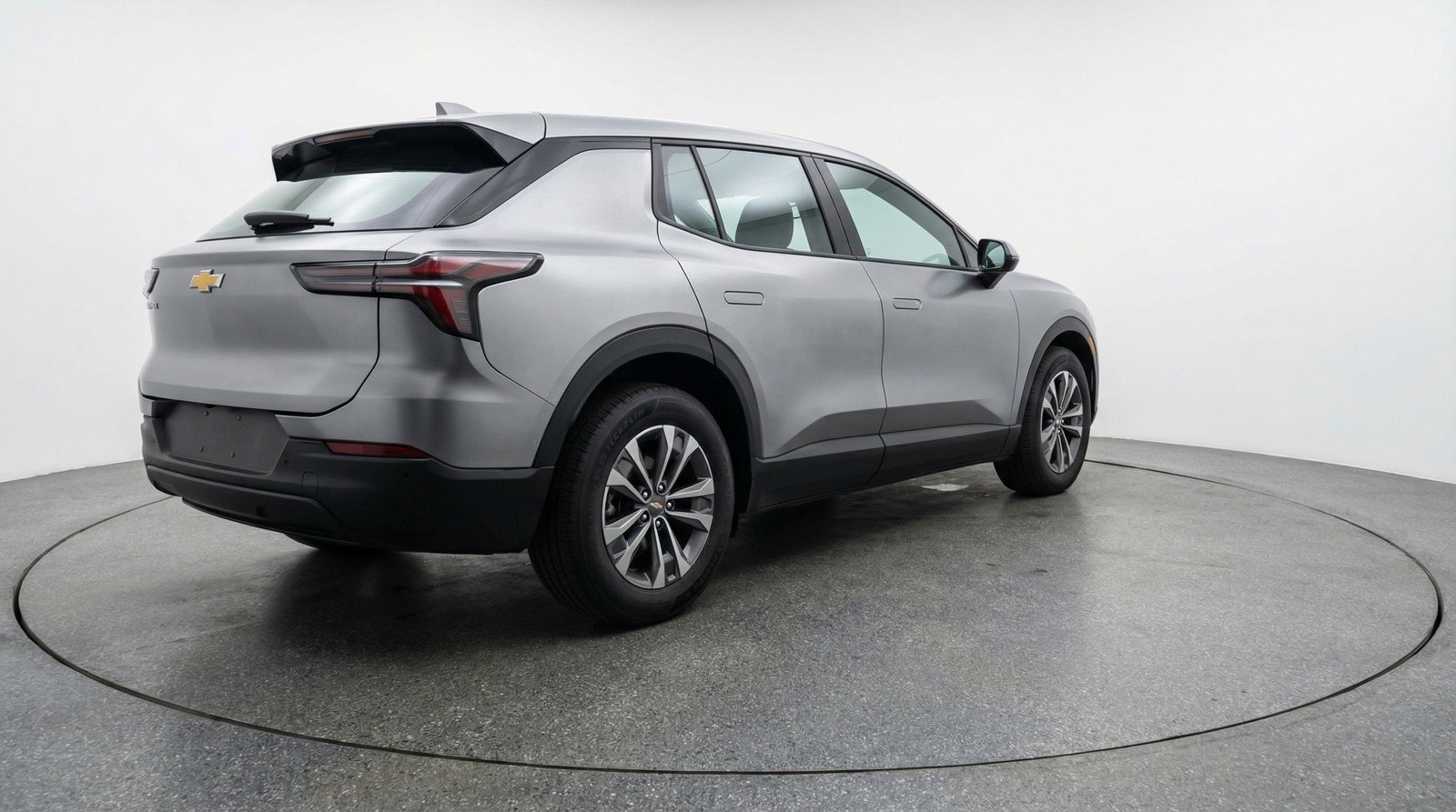 Used 2025 Chevrolet Equinox LT FWD image 9
