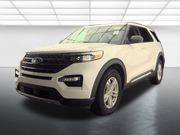 Used 2023 Ford Explorer XLT w/ Equipment Group 202A AWD/4WD image 16
