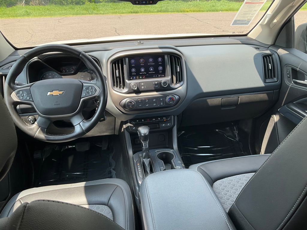 Used 2022 Chevrolet Colorado Z71 image 3