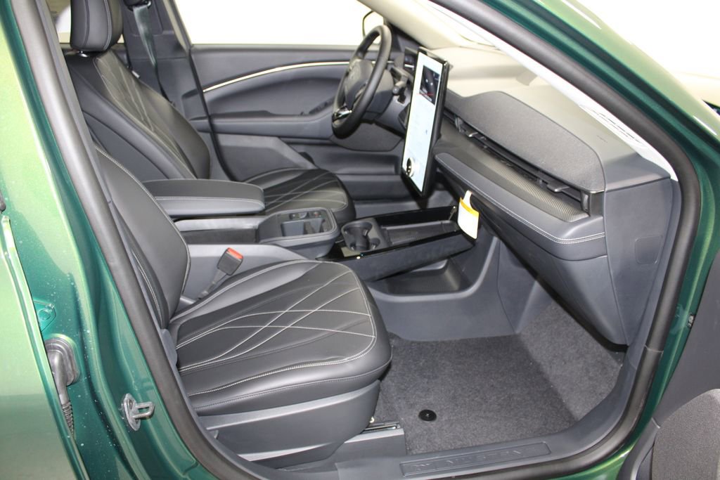 New 2025 Ford Mustang Mach-E Select image 25