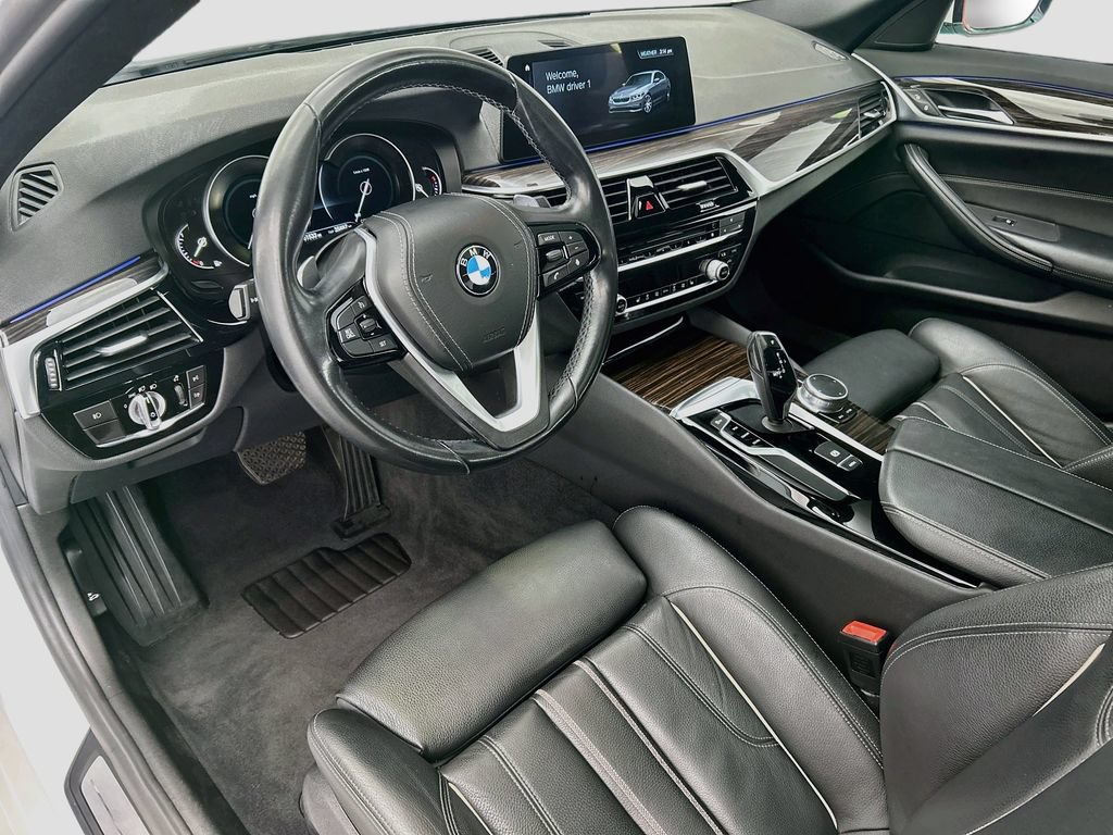 Used 2017 BMW 530i RWD image 9