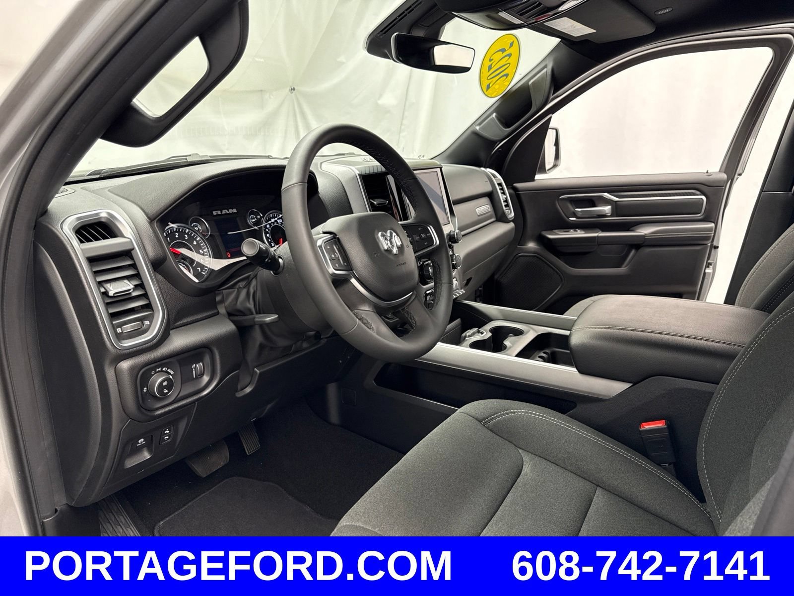 Used 2025 RAM 1500 Big Horn AWD/4WD image 12