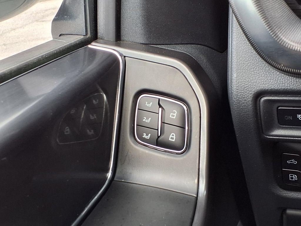 Used 2024 Ford F150 Lariat w/ Equipment Group 502A High AWD/4WD image 41