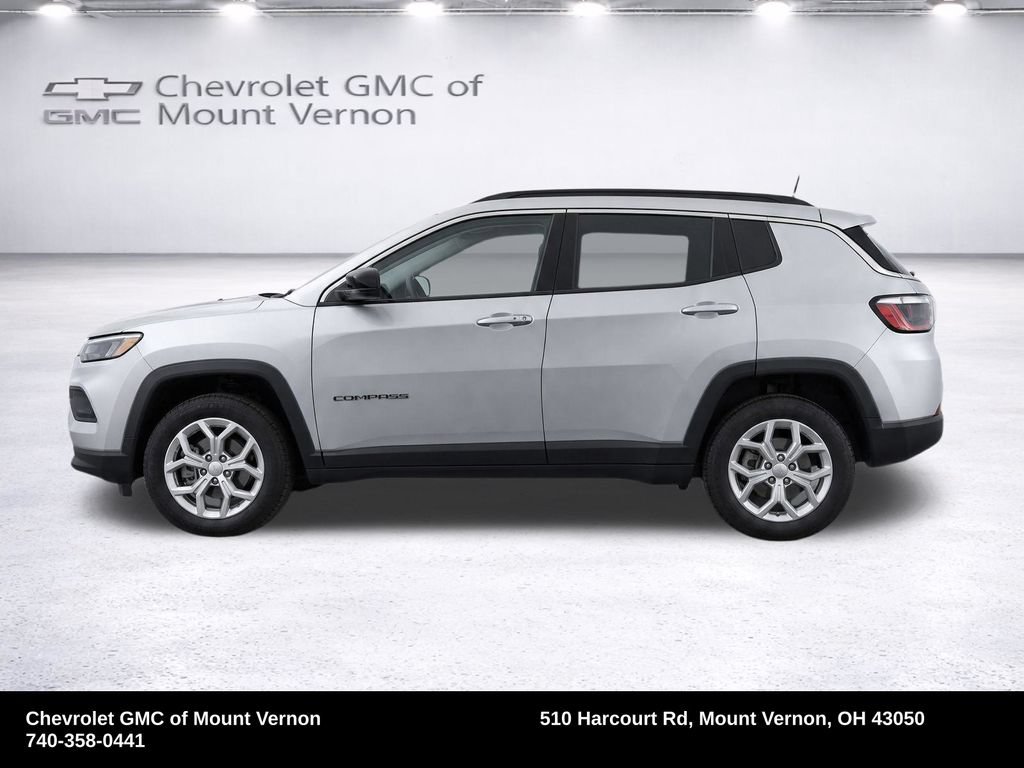 Used 2024 Jeep Compass Latitude AWD/4WD image 37