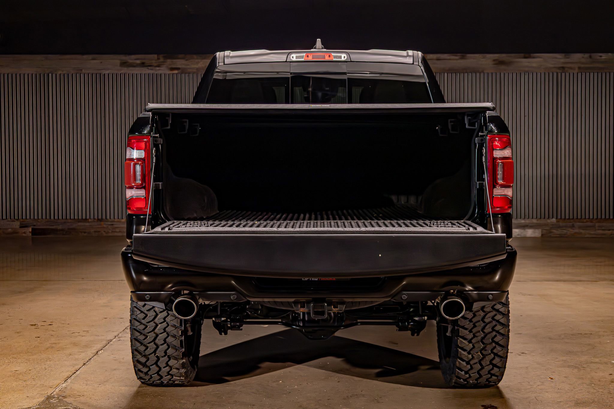 Used 2023 RAM 1500 Laramie image 9