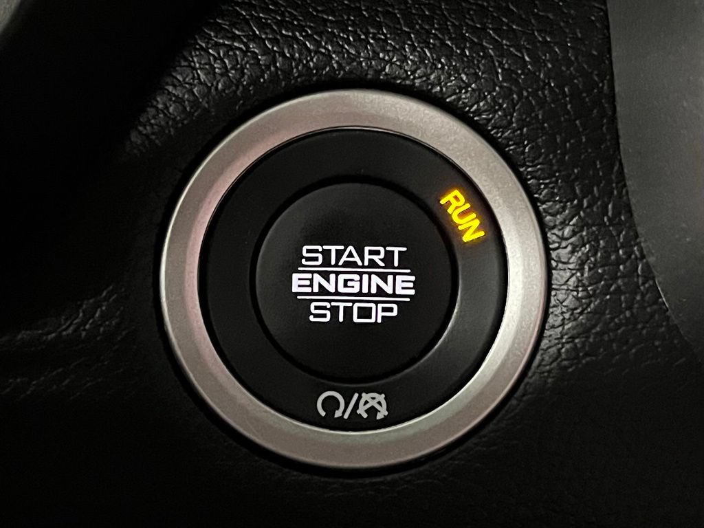 Used 2025 RAM 2500 Big Horn AWD/4WD image 33