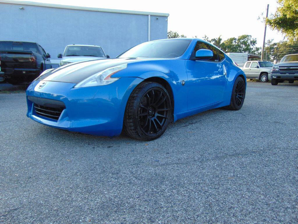 Used 2010 Nissan 370Z Touring w/ Aerodynamics Pkg image 2