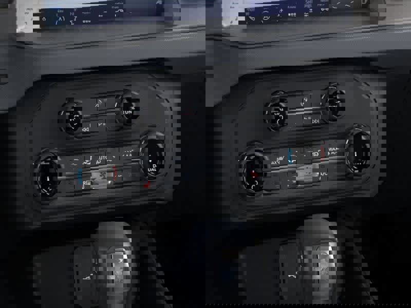 Used 2025 Ford Bronco Big Bend image 16