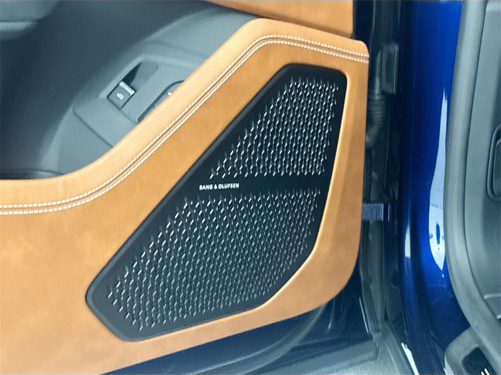 Used 2023 Lamborghini Urus S image 19