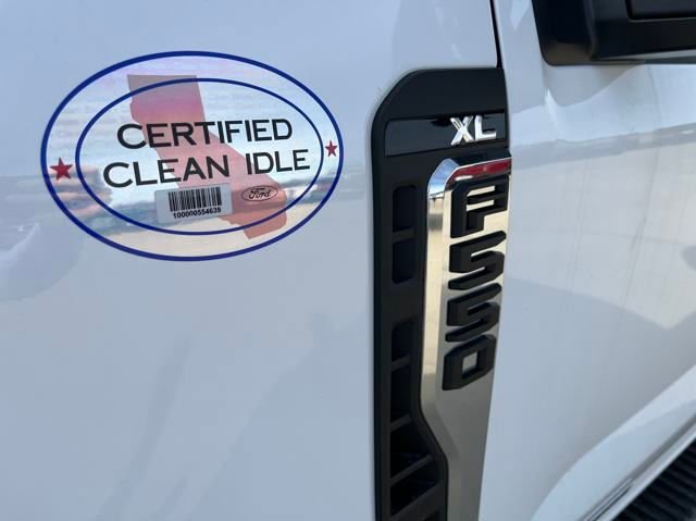 New 2024 Ford F550 4x4 Regular Cab Super Duty image 4