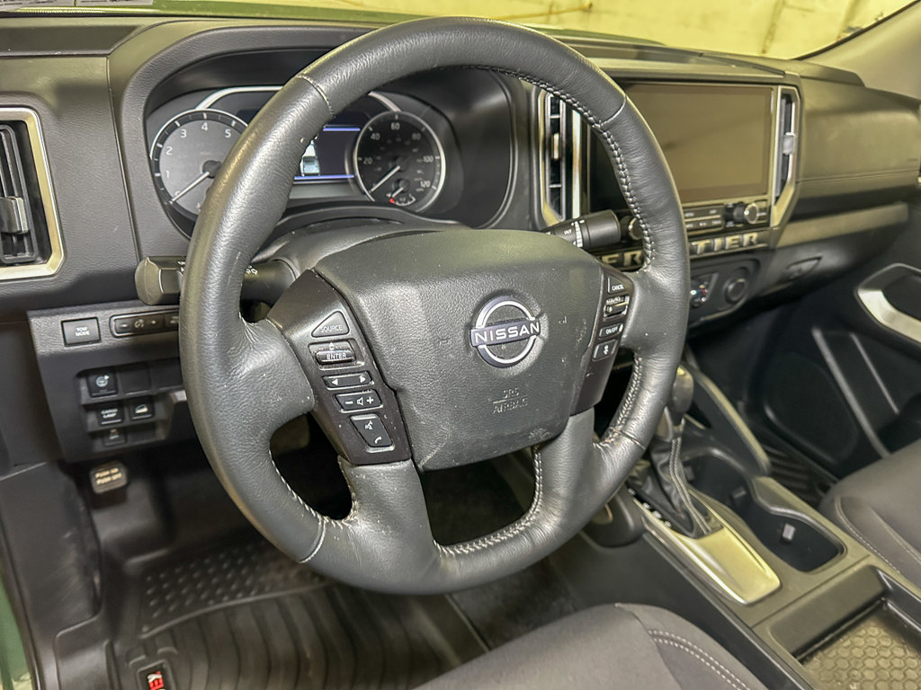 Used 2025 Nissan Frontier SV w/ SV Convenience Package AWD/4WD image 18