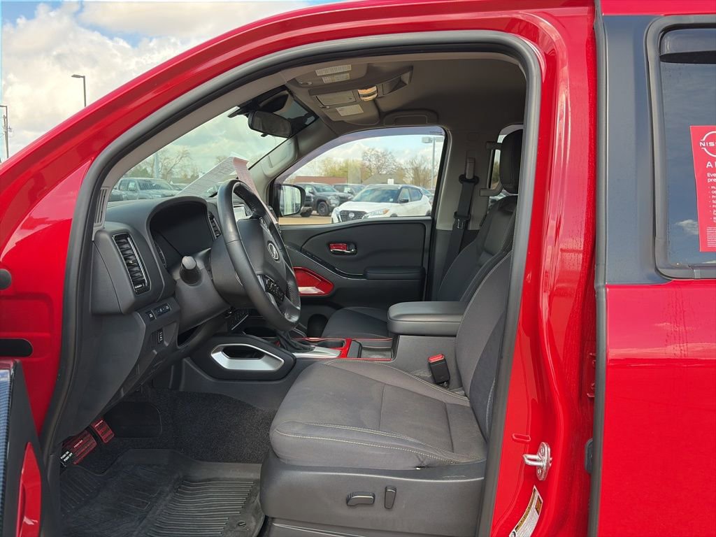 Certified 2022 Nissan Frontier SV image 7