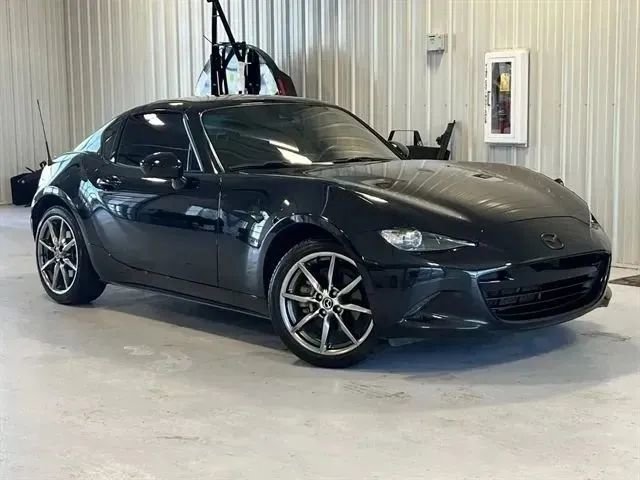 Used 2021 MAZDA MX-5 Miata RF Club RWD image 6