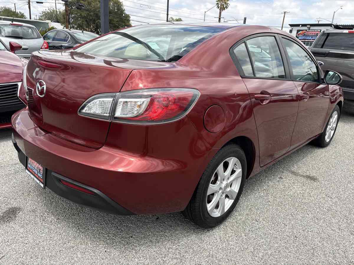 Used 2010 MAZDA MAZDA3 i Touring FWD image 6