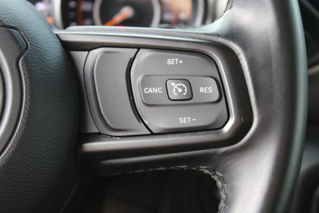 Used 2021 Jeep Wrangler Sport S image 23