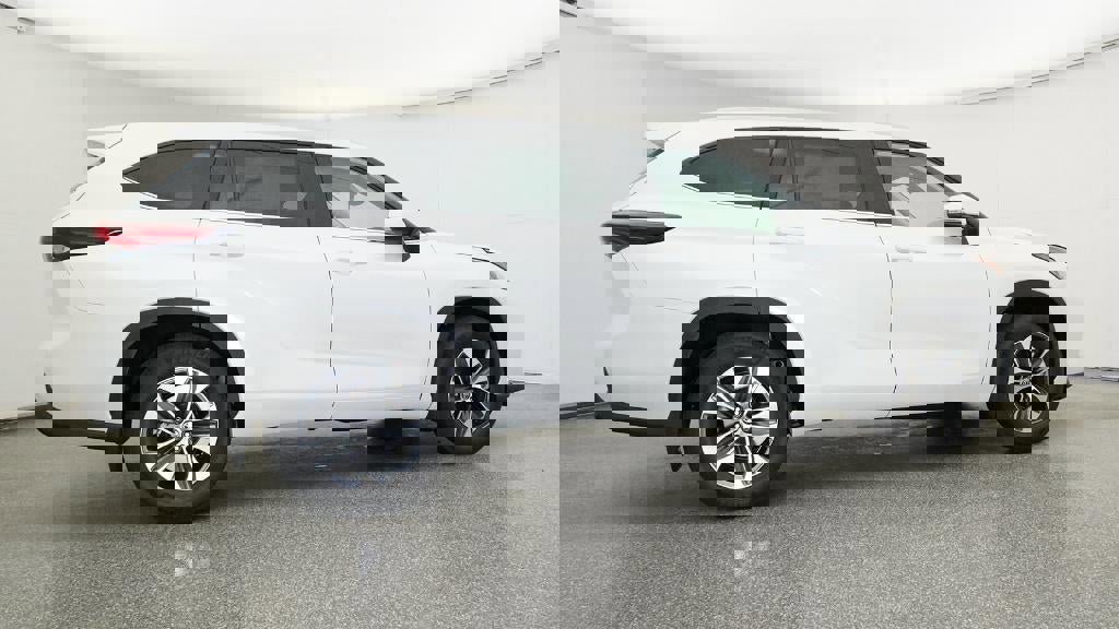 New 2026 Toyota Highlander XLE image 26