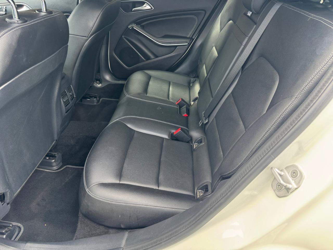 Used 2018 Mercedes-Benz GLA 250 4MATIC image 6