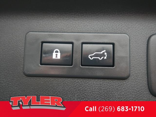 Used 2025 Subaru Forester Touring AWD/4WD image 20