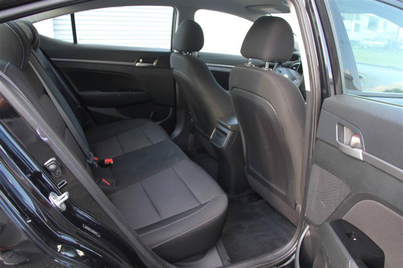 Used 2018 Hyundai Elantra SEL FWD image 19