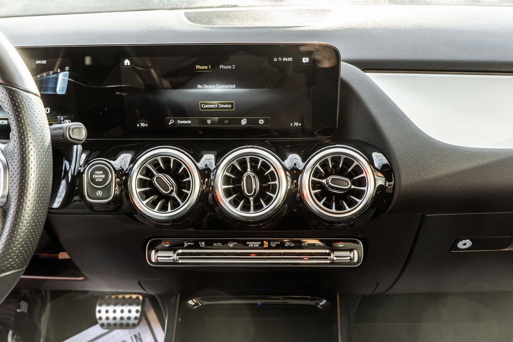 Used 2022 Mercedes-Benz GLA 35 AMG 4MATIC image 17