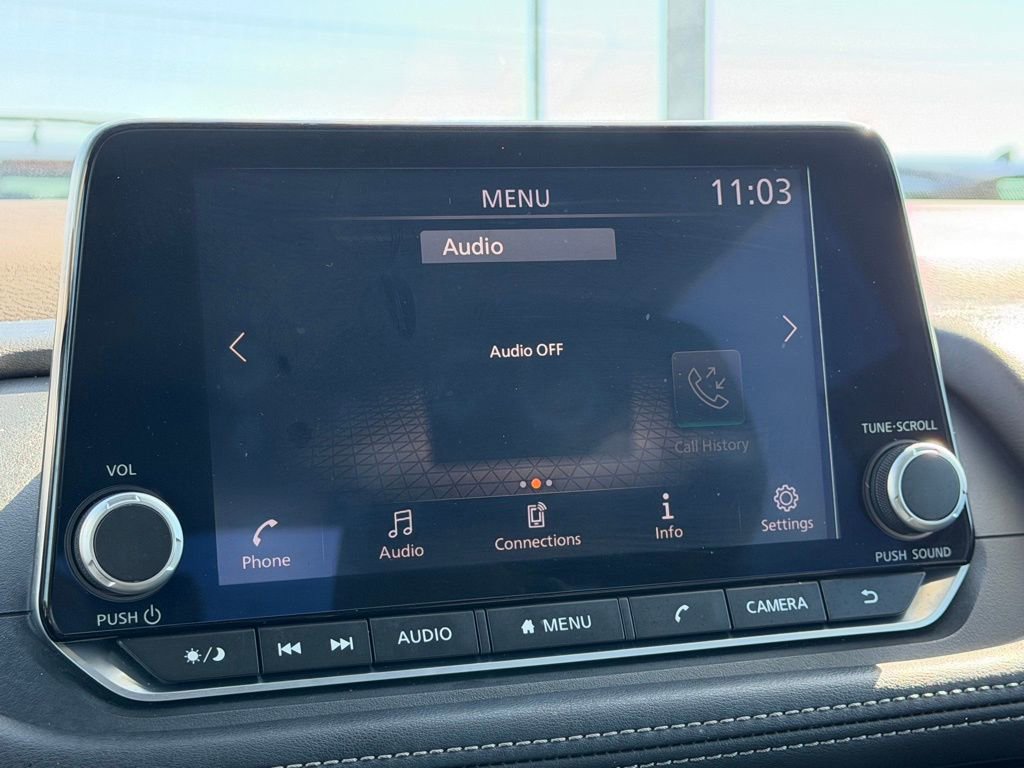 Used 2023 Nissan Rogue S image 28