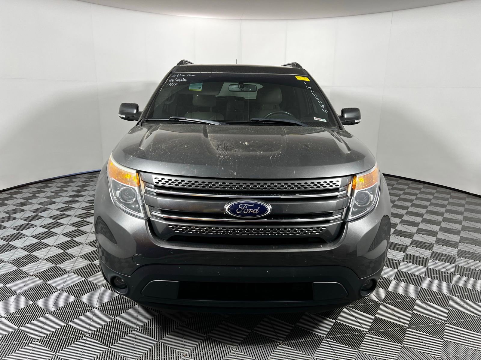 Used 2015 Ford Explorer Limited FWD image 2