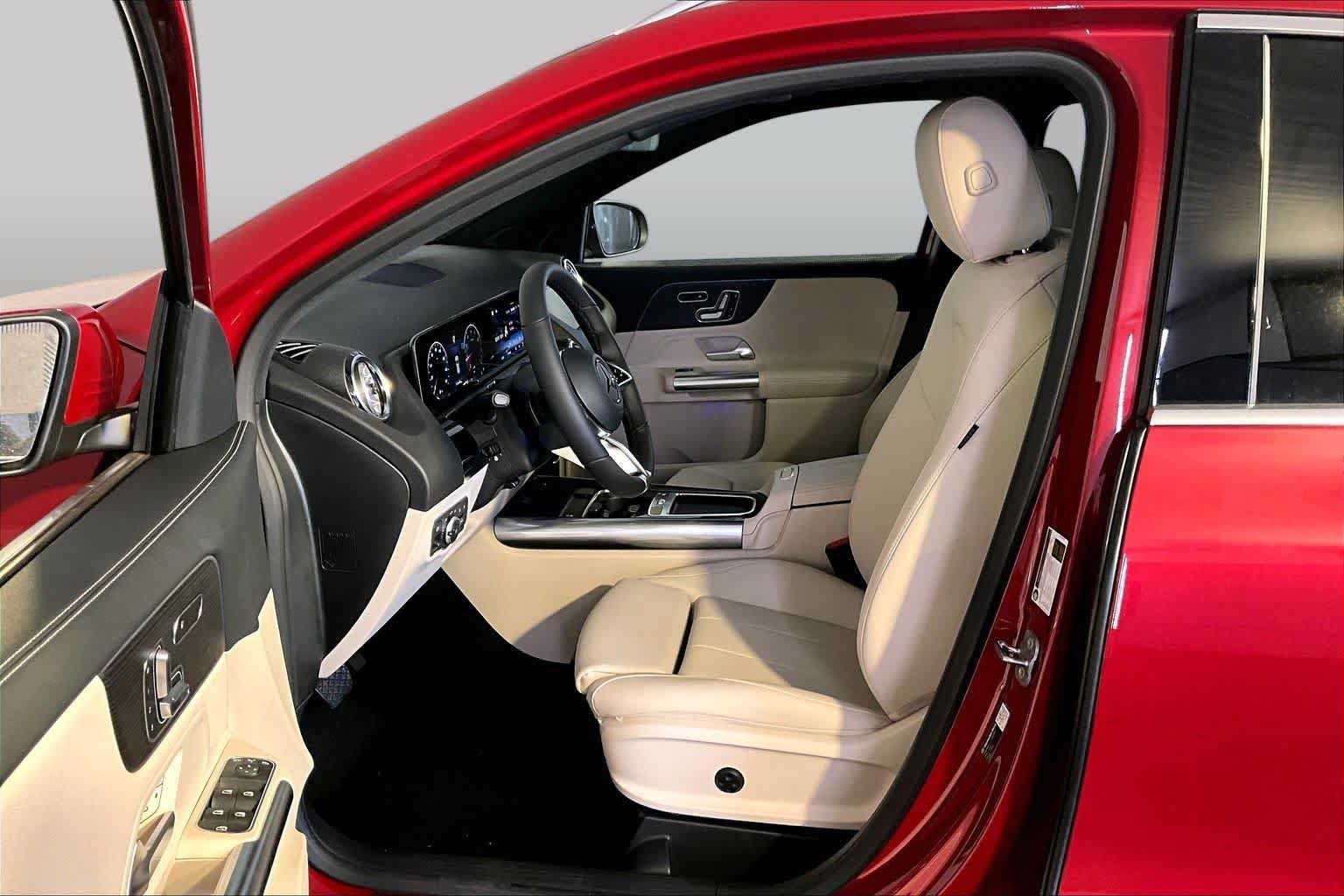 New 2026 Mercedes-Benz GLA 250 4MATIC image 13