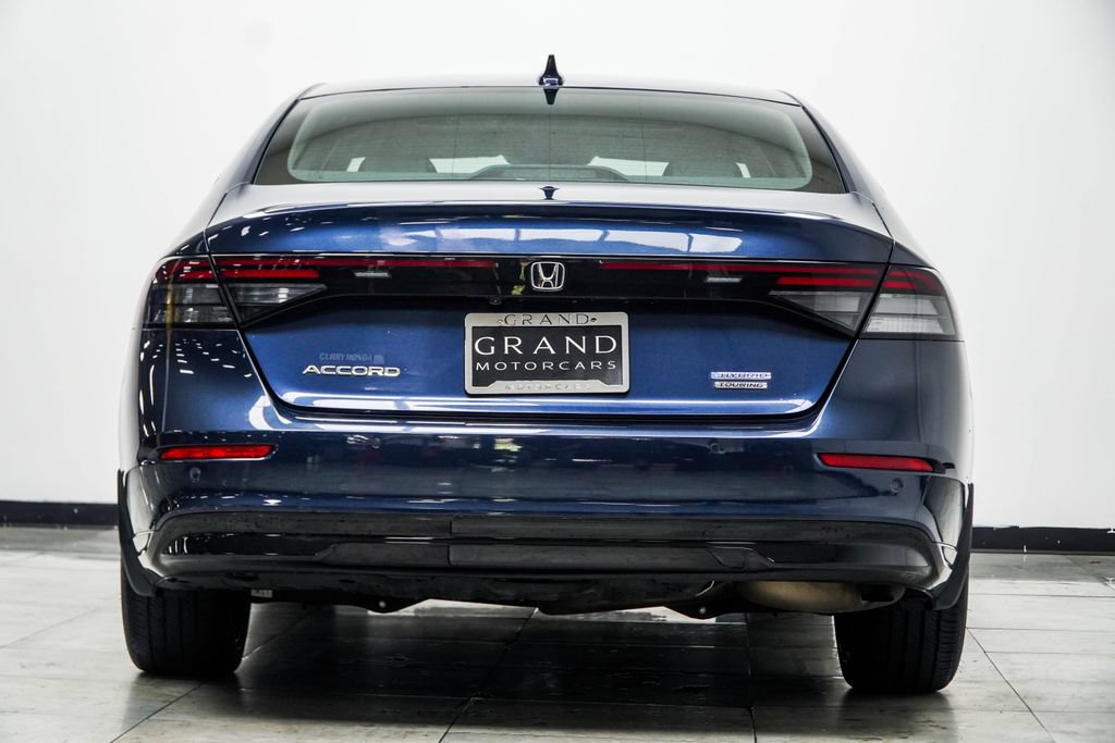 Used 2023 Honda Accord Touring image 13