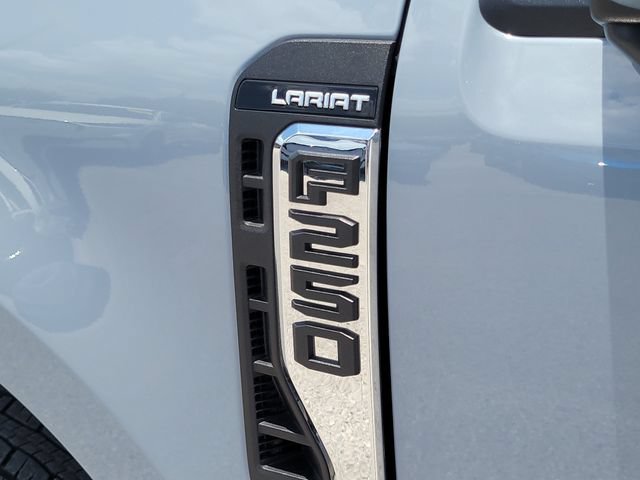 Used 2026 Ford F250 Lariat AWD/4WD image 9
