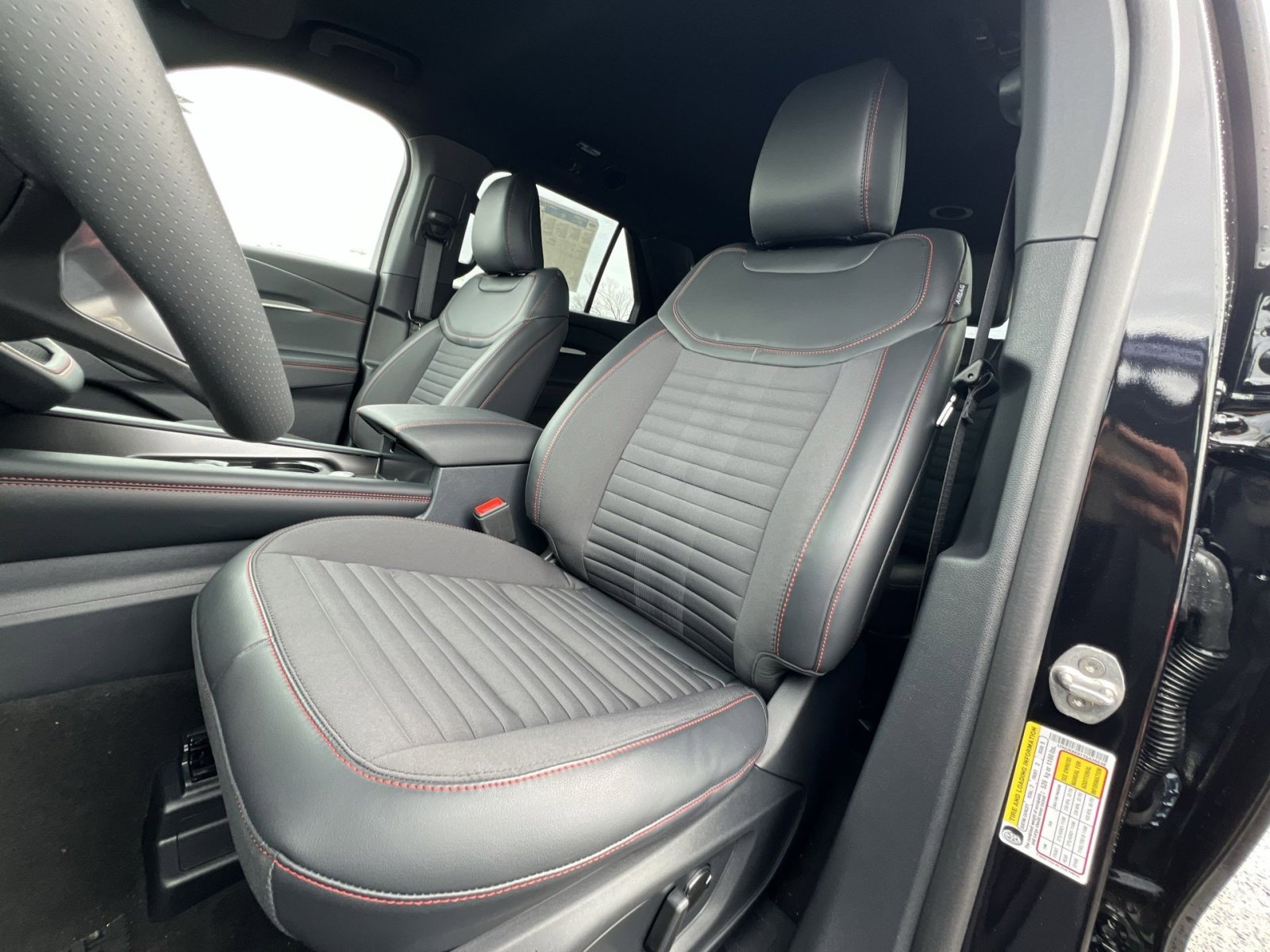 New 2026 Ford Explorer ST-Line w/ ST-Line Street Pack AWD/4WD image 13