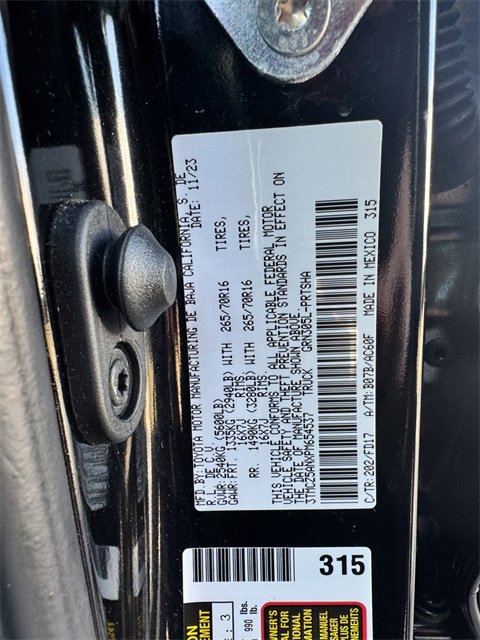 Used 2023 Toyota Tacoma TRD Off-Road w/ Black Out Package (TMS) image 33