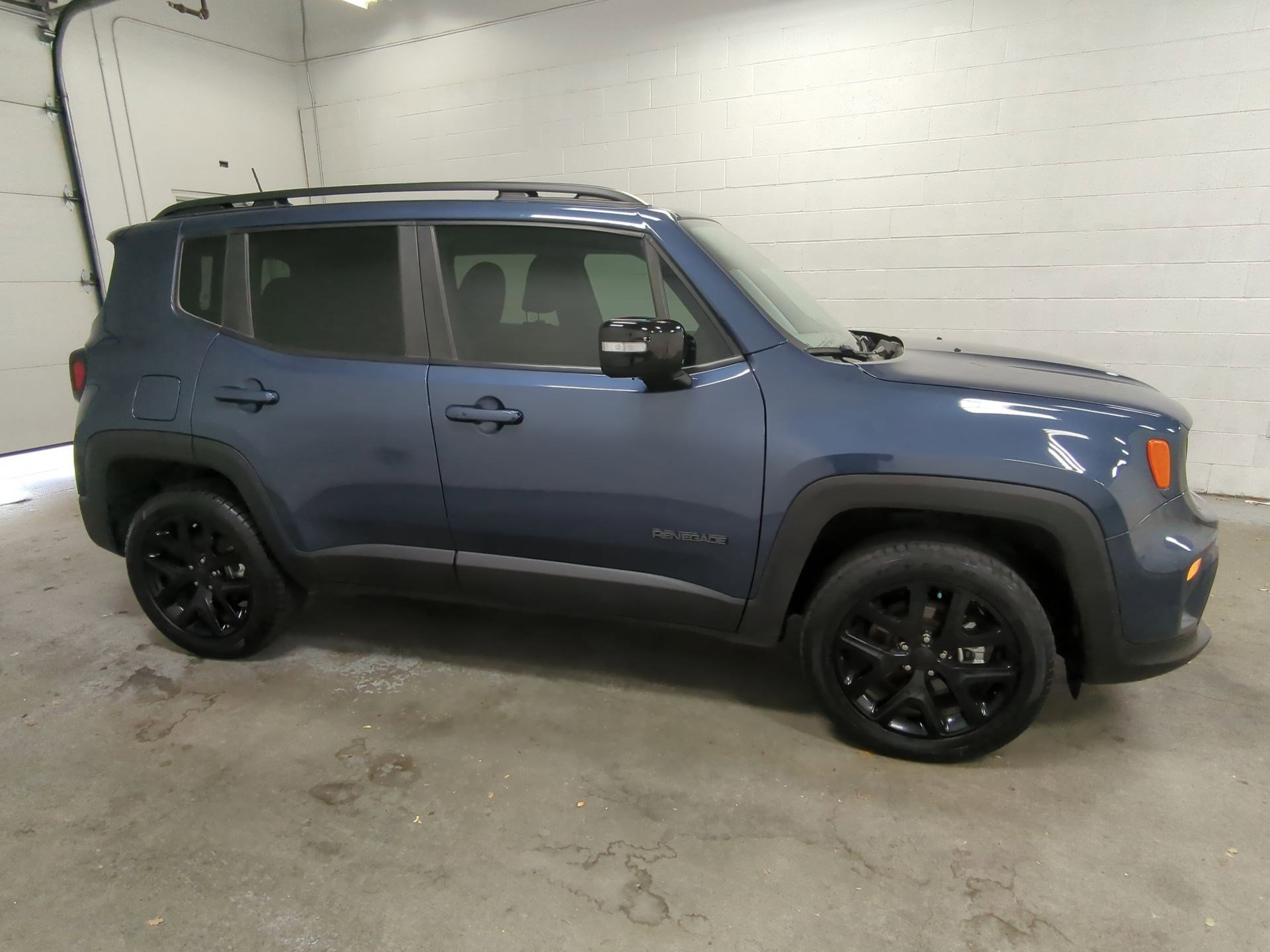 Certified 2023 Jeep Renegade Altitude image 2