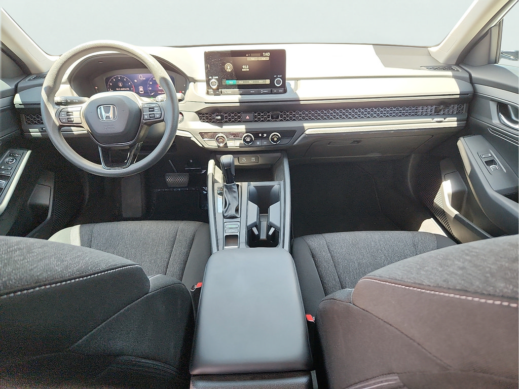 Used 2023 Honda Accord LX image 9
