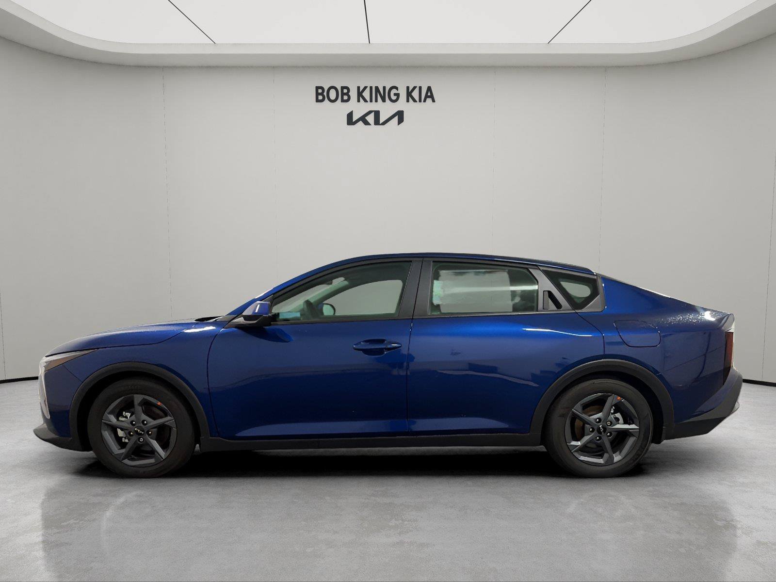 New 2026 Kia K4 FWD image 2