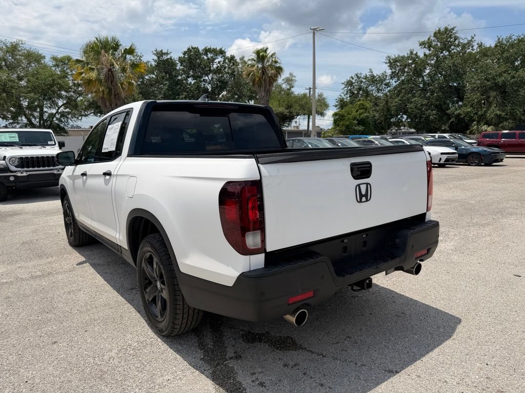 Used 2021 Honda Ridgeline Black Edition image 4