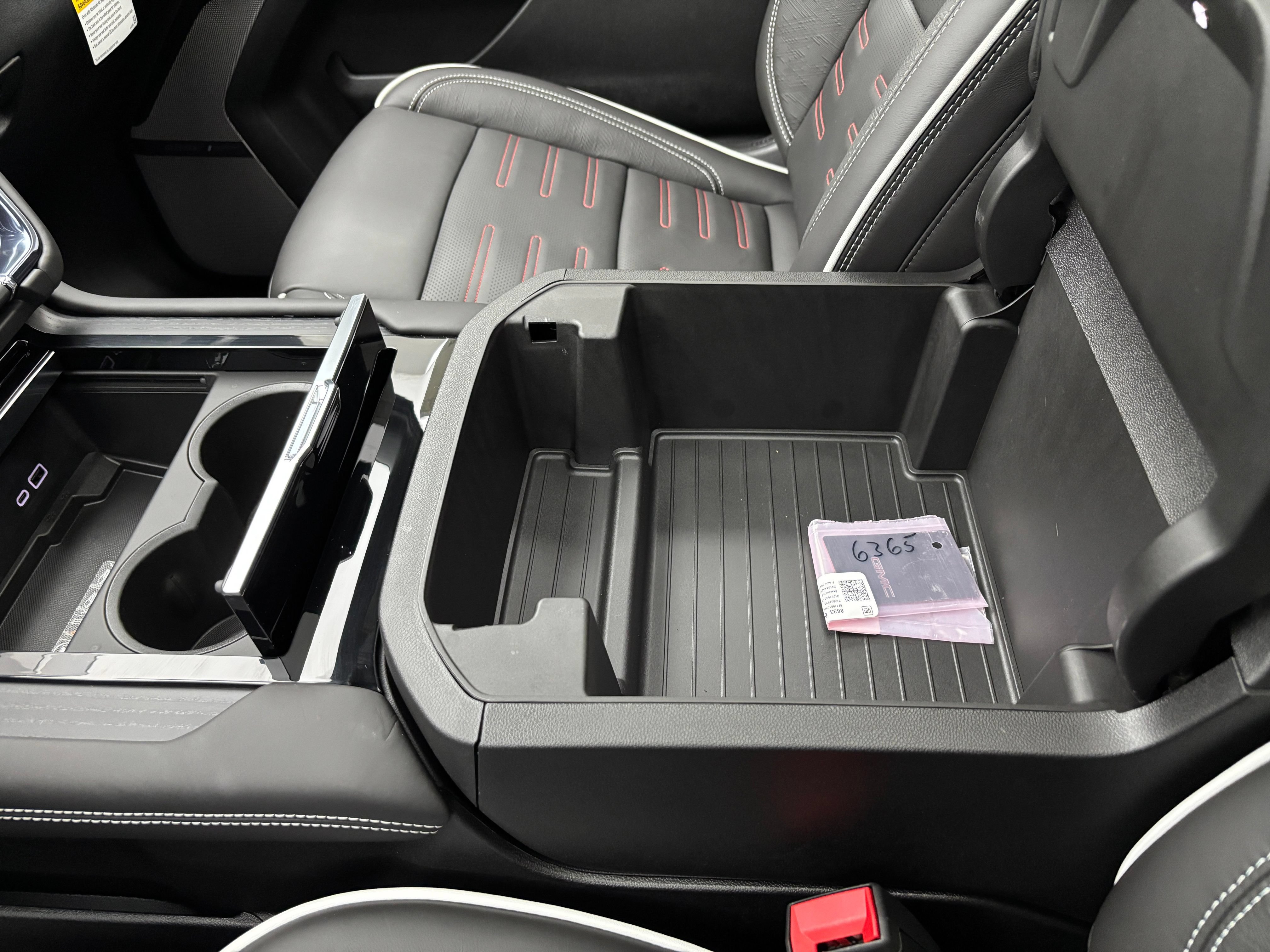 New 2026 GMC Yukon AT4 Ultimate AWD/4WD image 38