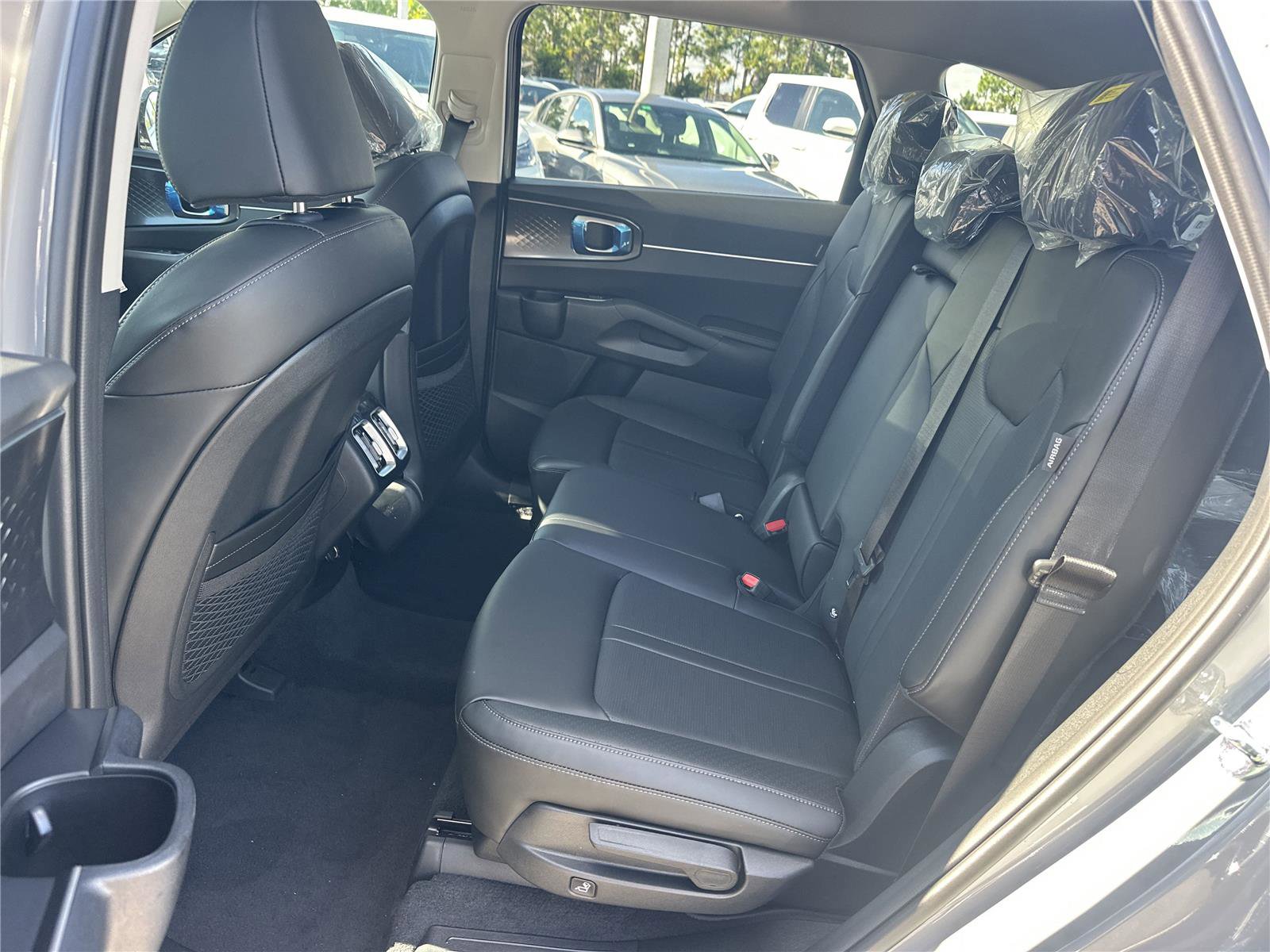 New 2026 Kia Sorento S image 19