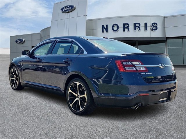 Used 2016 Ford Taurus SEL w/ Equipment Group 201A image 3