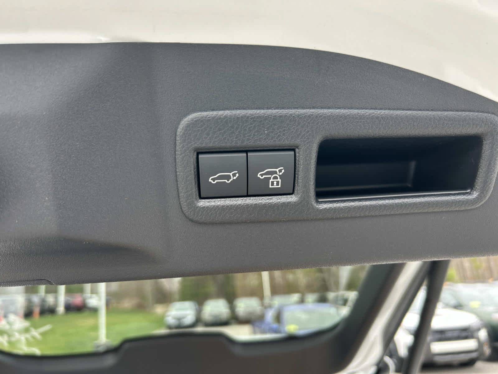 New 2026 Subaru Solterra AWD/4WD image 5