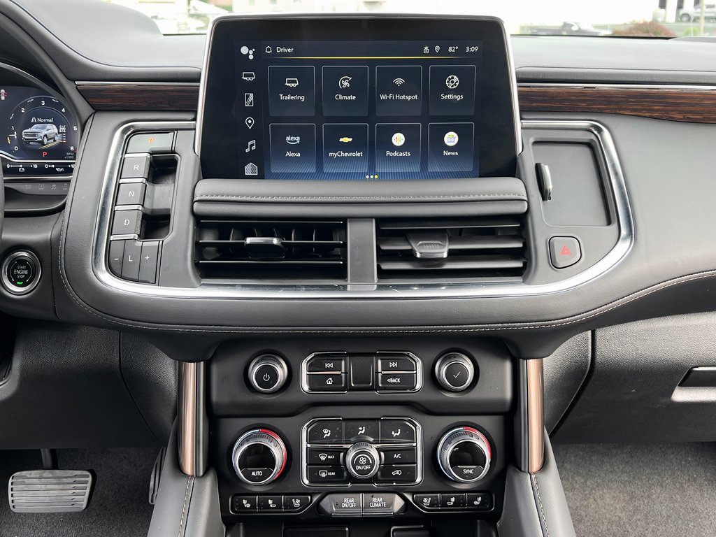 Used 2024 Chevrolet Suburban High Country image 29