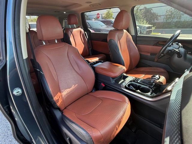 Used 2023 Kia Carnival SX Prestige FWD image 19
