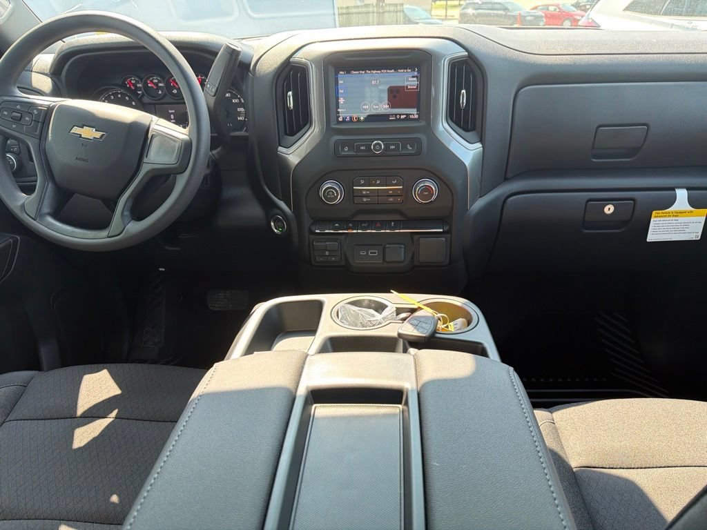 New 2026 Chevrolet Silverado 1500 Custom w/ Turbomax Blackout Package AWD/4WD image 9