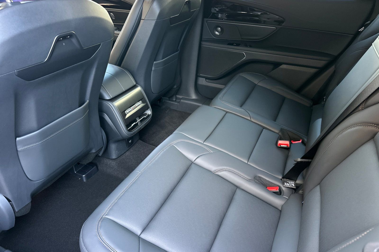 New 2026 Lincoln Nautilus Premier w/ Equipment Group 102A image 11