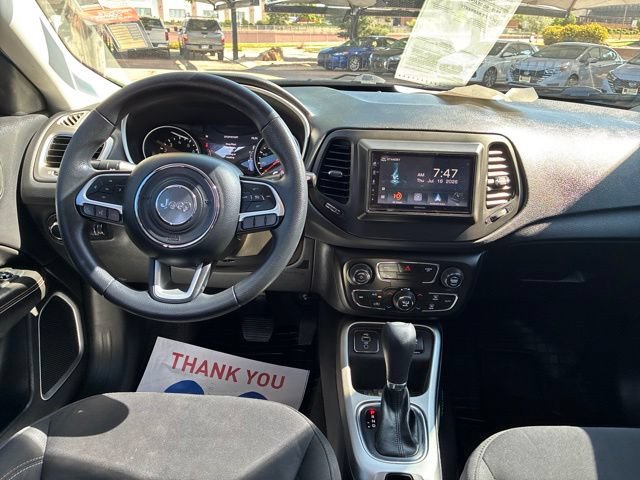 Used 2018 Jeep Compass Sport w/ Tech Group FWD image 30