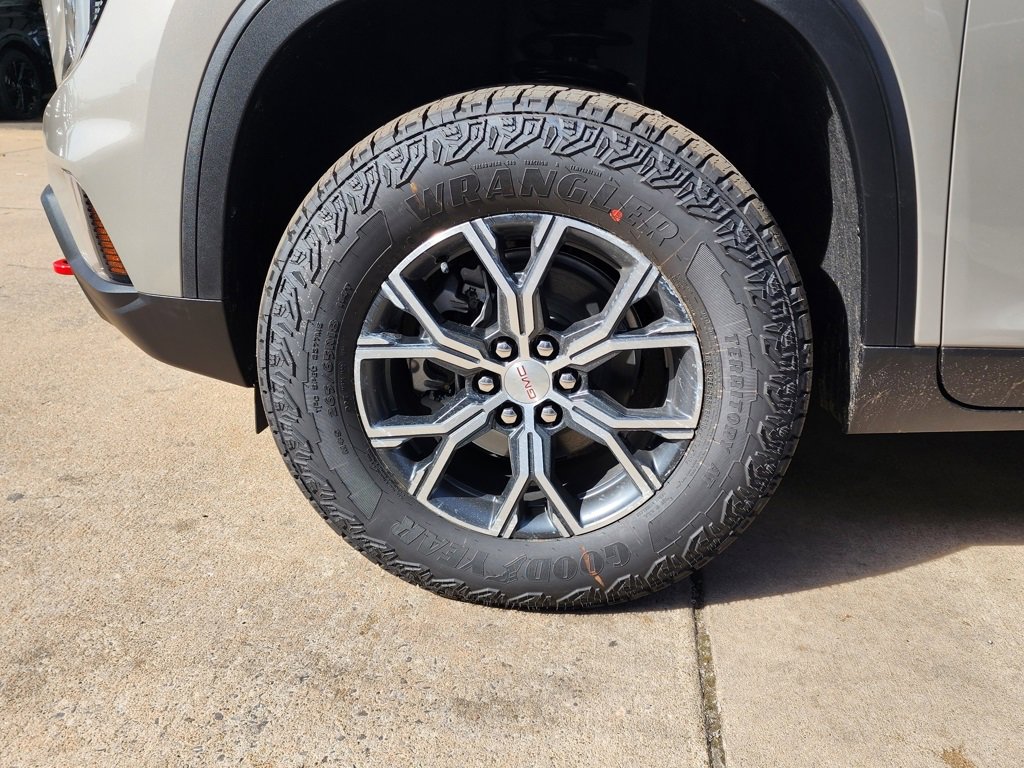 New 2026 GMC Acadia AT4 w/ Luxury Package image 59