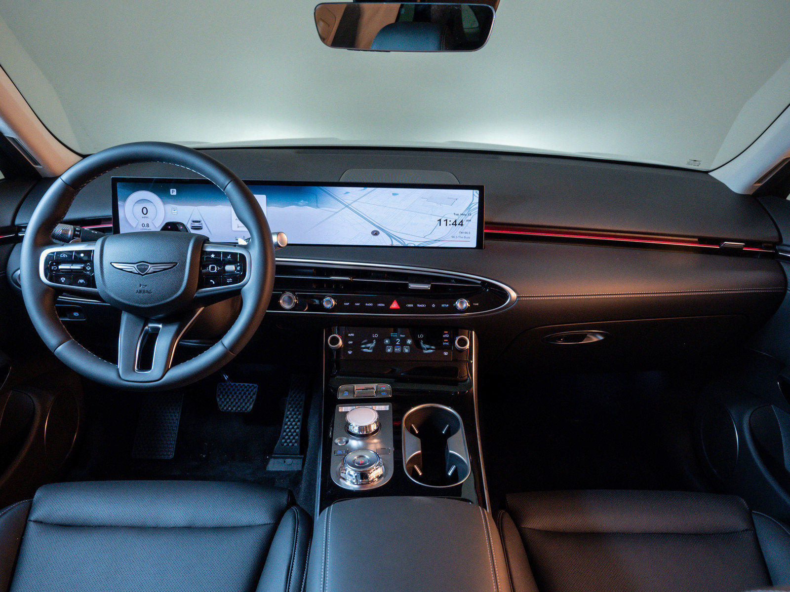 Used 2026 Genesis GV70 2.5T image 12