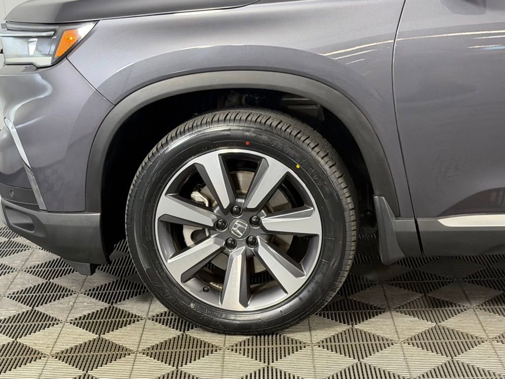 Used 2023 Honda Pilot Elite image 10