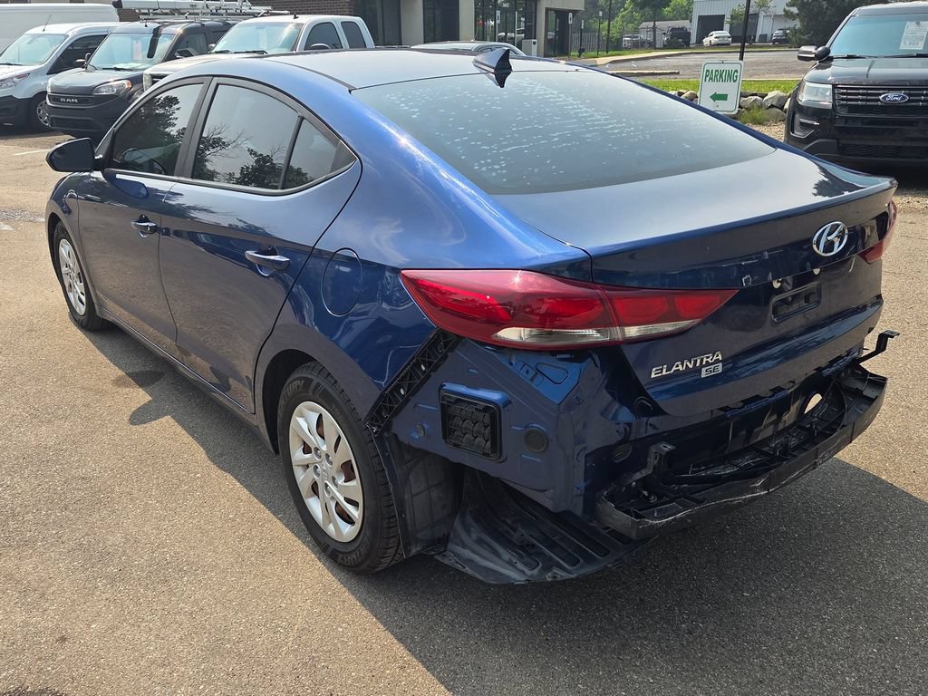 Used 2017 Hyundai Elantra SE FWD image 7