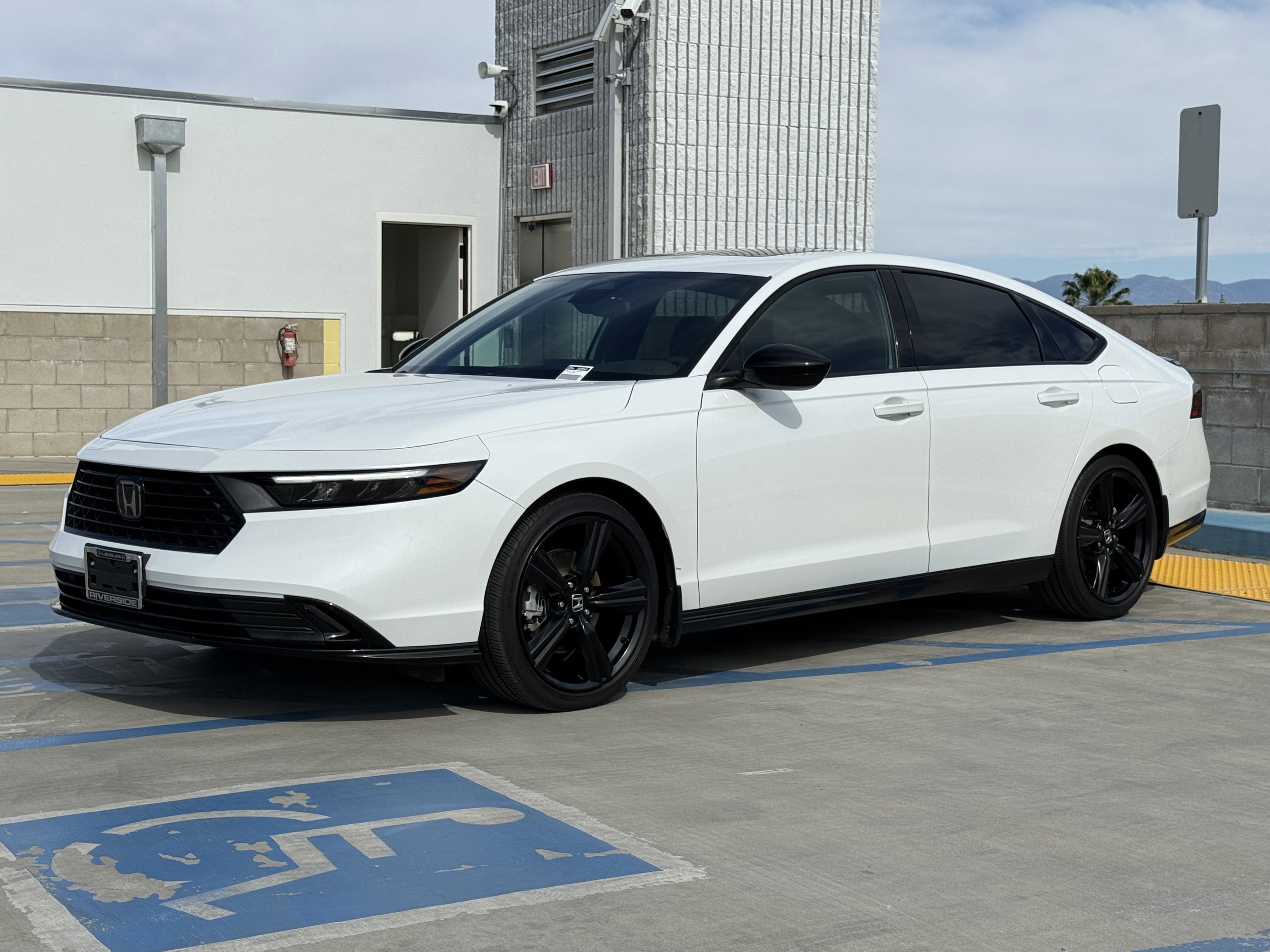 Used 2024 Honda Accord Sport image 7